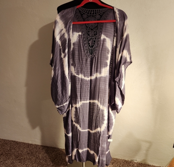 ruggine Tops - Ruggine Tie Dye Crochet Back Kimono Duster Gray White OS NWT